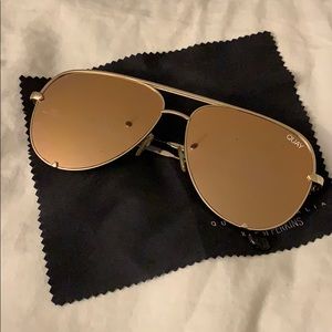 QUAY SUNGLASSES